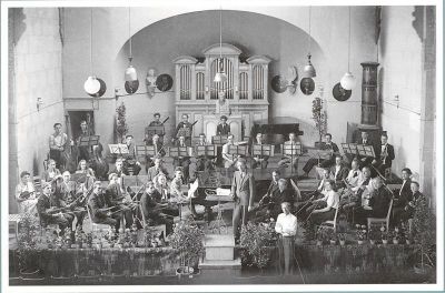 Bild: Das Orchester des Konservatoriums bei der Probe im heutigen Carl-Schroeder-Saal (ca. 1932)